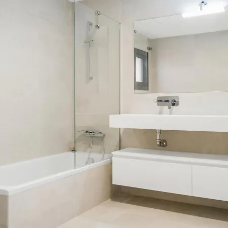 Apartment Sanders Sol 1 - Smart Three-bedroom In The Center Of Puerto Banus Nightlife *